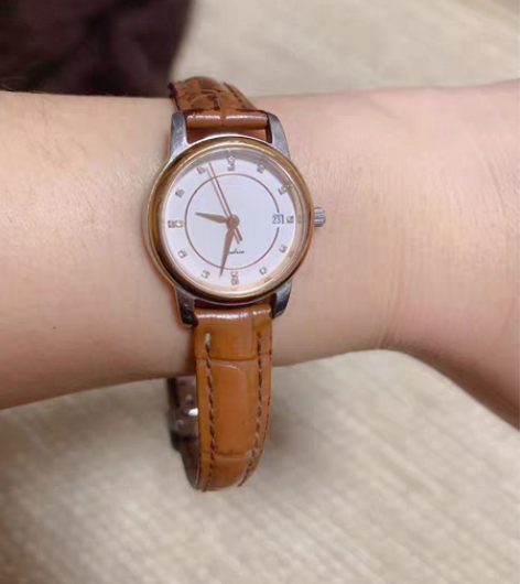 包邮女友的飞亚达石英表,标盘脱落遗失,保真...