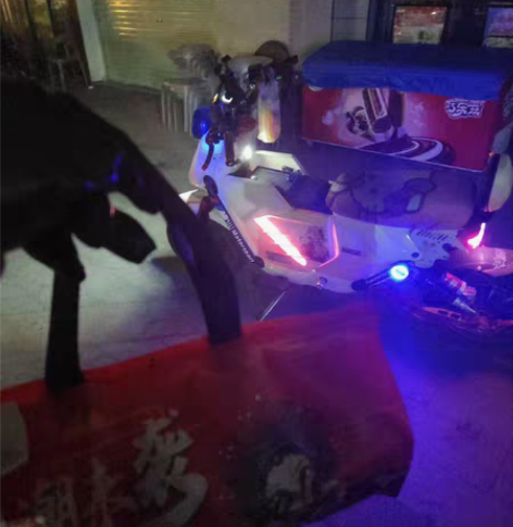 小牛电动uqi+私人订制红标动力顶配版，内...