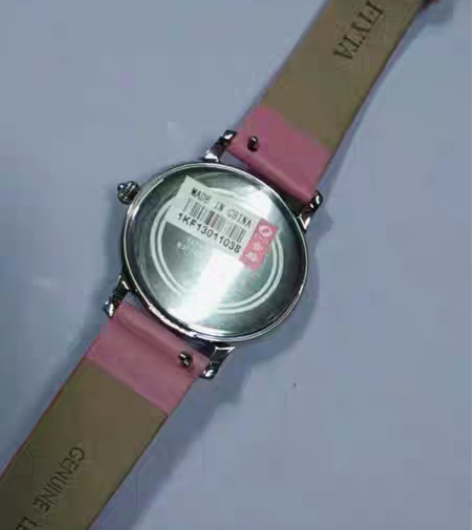 包邮飞亚达时尚女表，全新，表盘32，走时准...