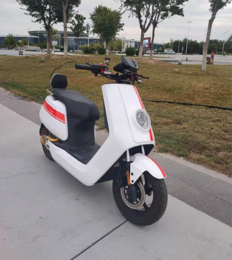 已售留贴！小牛电动NQI睿世动力版。车龄三...