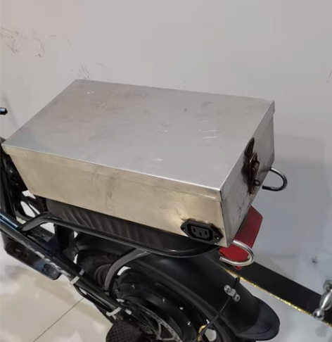 包邮便携式电动车不锈钢电池箱子,可装任何电...