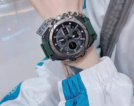 包邮出全新未拆封的超级手表 王一博同款手表...