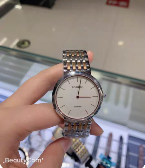 罗西尼手表，坏表，有要拆配件的可以带走 便...