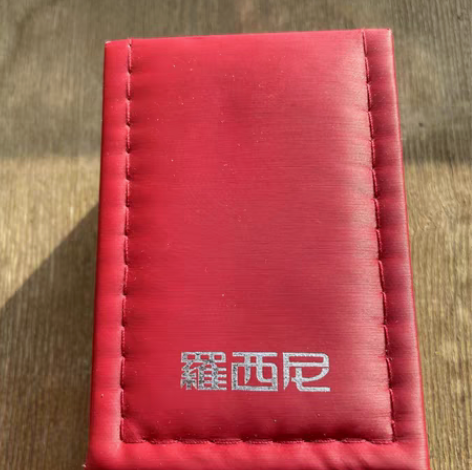 包邮罗西尼女表有划痕专柜正品 感兴趣的话点...