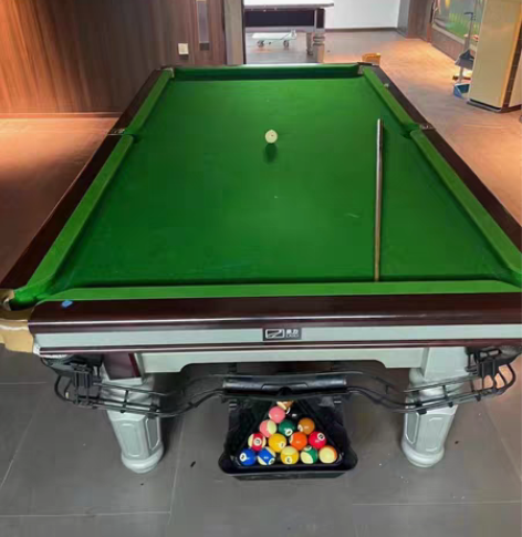 九成新七尺台球桌，一般买不到这是订做的。 ...