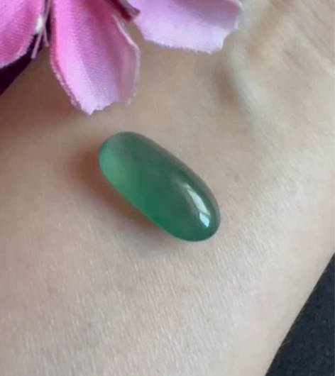 包邮清闲置：翡翠蛋面，种极老底净色雅，大，...