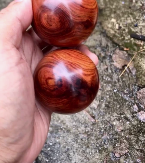 包邮海南黄花梨，蜘蛛纹保健球5.3规格、满...