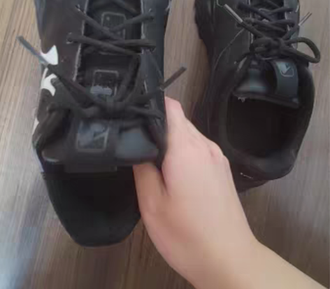 mlb老爹鞋41码 穿过次数不多，大概六七...