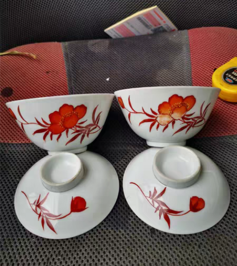 文革茶碗 画工一流 东西包老两个底完整盖子...