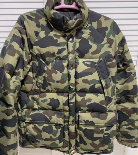 包邮bape羽绒服 s码 帽子可拆卸 成色...