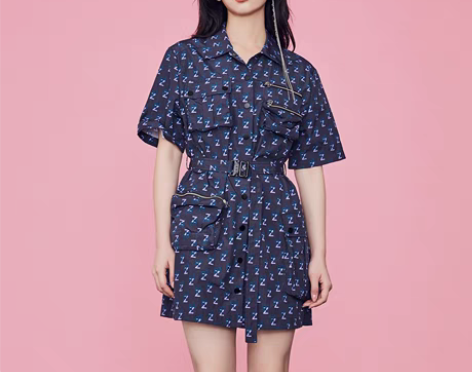 转卖【商场同款】Z11女装秋新款字母印花工...