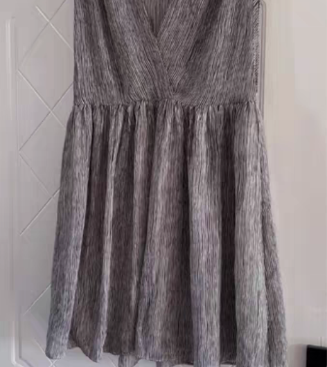 雪纺连衣裙 全新 吊牌齐全 入手价200+...