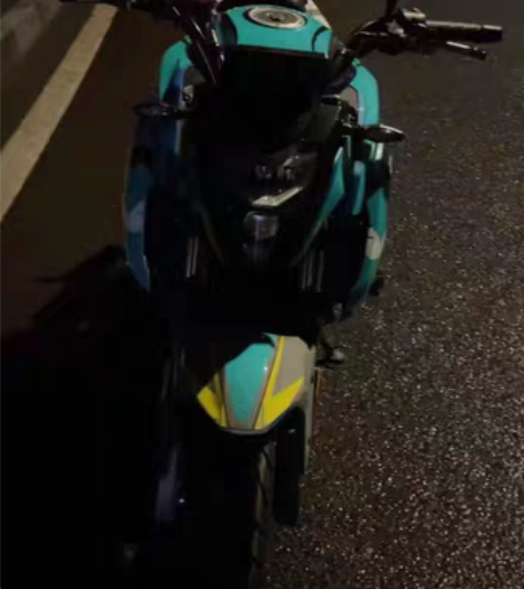 到货20年春风nk 650，手续齐全，成色...