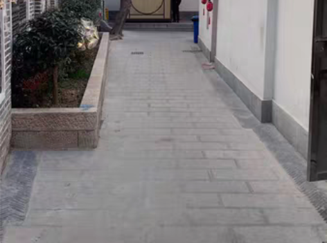 正宗雅马哈摩托车1300元，原价1万3千元...