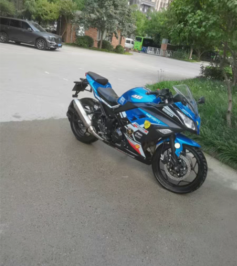 新车购买，无事故 感兴趣的话点“我想要”和...