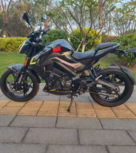 贝纳利小迅龙150现货2台 贝纳利红宝龙1...