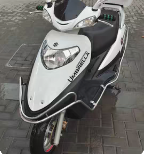 铃木踏板摩托车天玉九成新 已出留念！一万四...