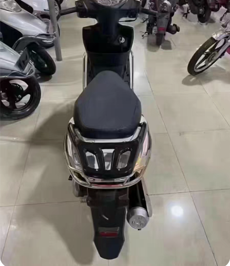 豪爵悦星八成新，保险到明年四月，证件齐全，...