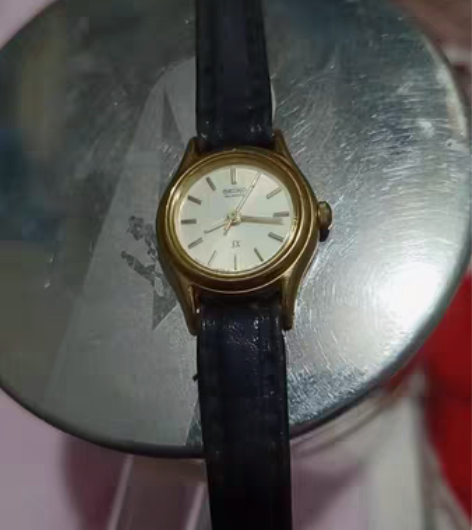 包邮SEIKO日本原装正品。女士手表。放在...