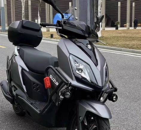 处理全新铃木UY125风挡本田裂行豪爵风挡...