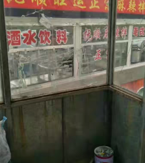 4轮电动餐车2米宽4米长各种设备齐全5块水...