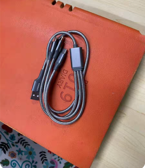 包邮蓝色1米，正品全新未拆封，罗马仕 三合...