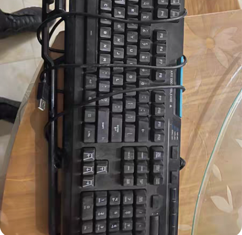 包邮罗技910 可以使用,有点连击,空格键...