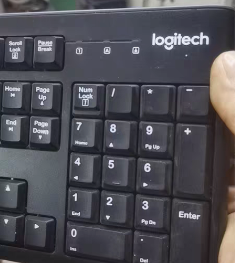 罗技K120USB键盘 30元 办公室下来...