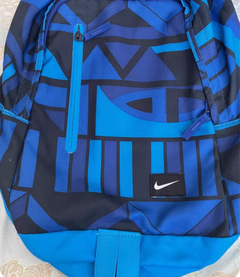包邮nike耐克蓝色几何双肩包 七八成新的...