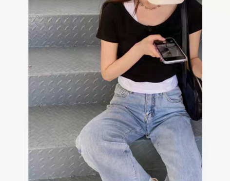 转卖女士T恤 感兴趣的话点“我想要”和我私...