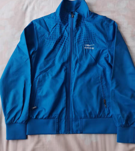 包邮全新鸿星尔克女士外套夹克，丝滑透气，2...