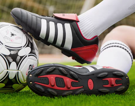 转卖回力足球鞋男碎钉鞋女儿童球鞋成人足球训...