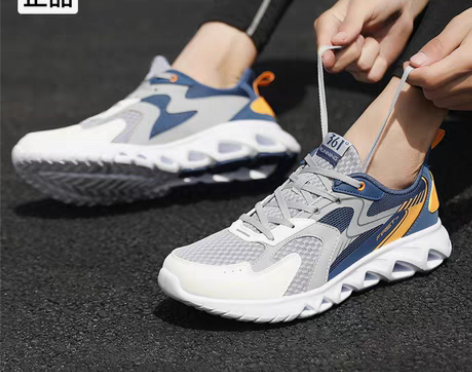 转卖361男鞋夏季新款透气运动鞋休闲跑鞋3...