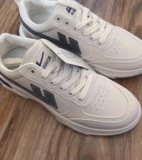 包邮全新正品回力男鞋皮面板鞋休闲鞋米兰色3...