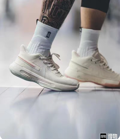 包邮匹克闪现4  篮球鞋 帆布白 40 4...