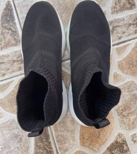 包邮zara袜子鞋 九成新 39码 售出不...