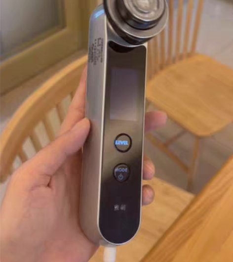 雅萌hrf-11射频美容仪，换了其他的就闲...