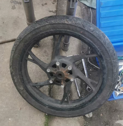 2021年10月新车，贝纳利红宝龙150，...