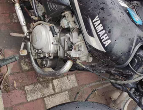 雅马哈天剑yB125平恒轴发动机摩托车,,...