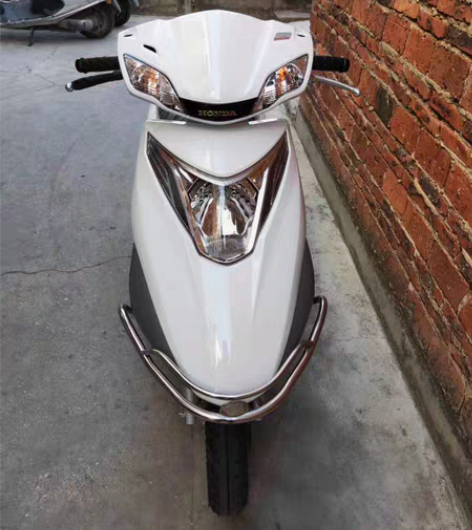 正品五羊本田睿御电喷六代110，二手踏板车...