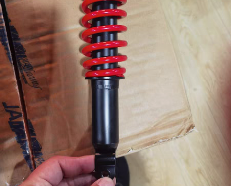 全新本田NX125踏板后减震。全新减震，0...