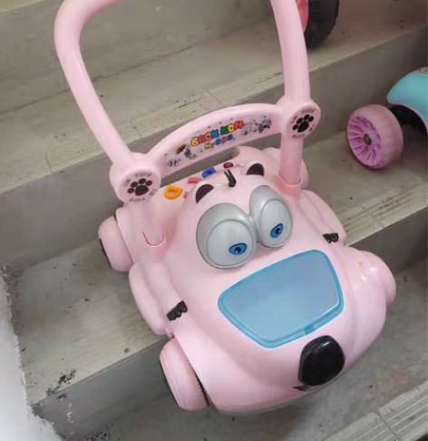 婴儿学步车 感兴趣的话点“我想要”和我私聊...