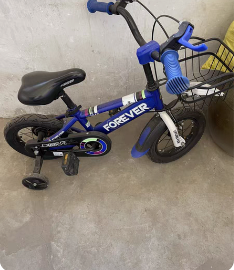 上海永久自行车14寸，有辅助轮，适合3到6...