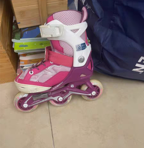 包邮迪卡侬儿童旱冰鞋尺码26-29包含护具...