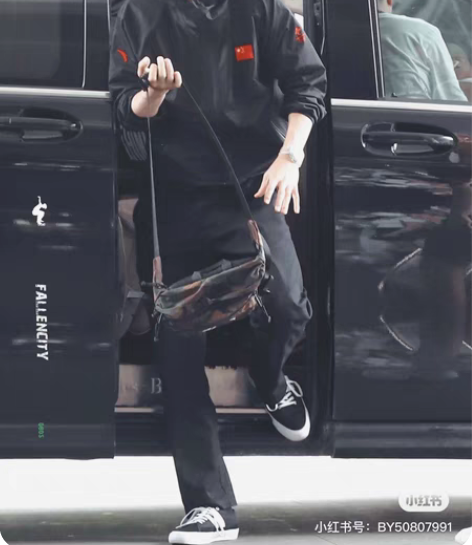 转卖HUF王一博同款滑板鞋/蹲了好久蹲到的...