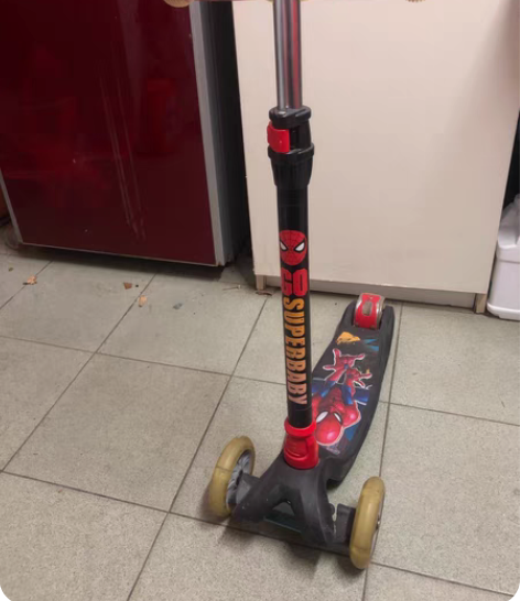 儿童滑板车，升级款，适合2-8岁孩子，性能...