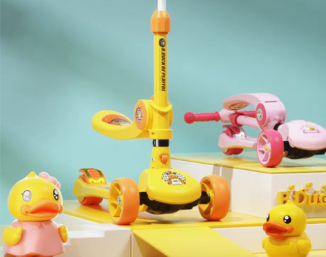 转卖小黄鸭儿童滑板车1-3-6岁宝宝溜溜车...