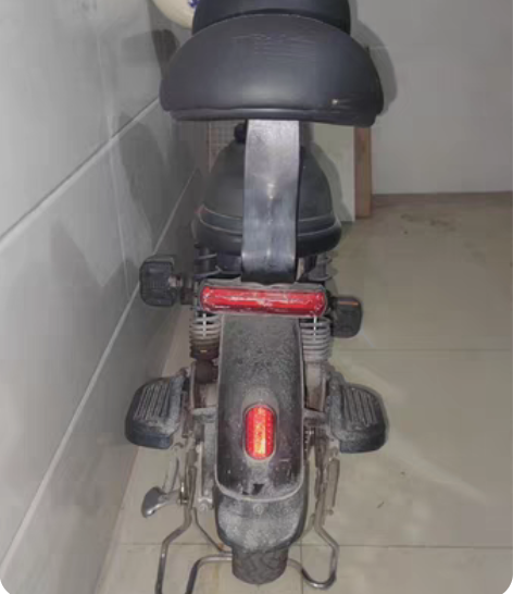 雅迪小王子电动车，因换车闲置了所以出售，电...