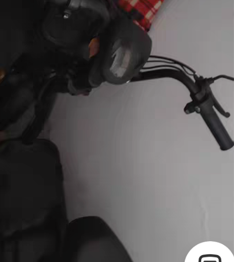 雅迪乐萌，续航20多不到30公里，铅酸电池...