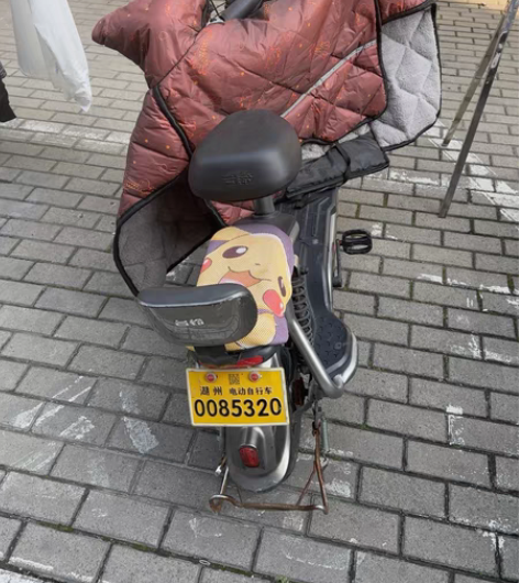 出售电瓶车一辆8成新，需要的微我电话182...